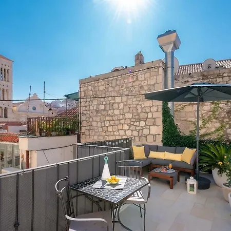 Gasthof Hektorovic House