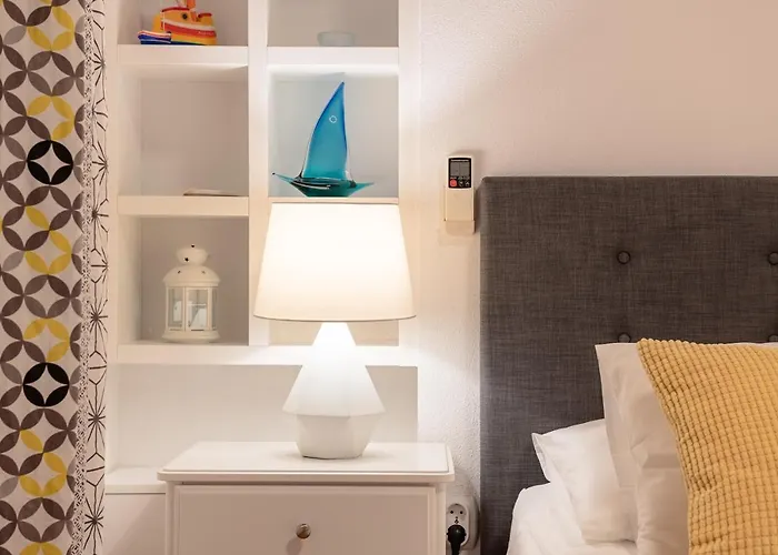 Gasthuis Hektorovic House 3*