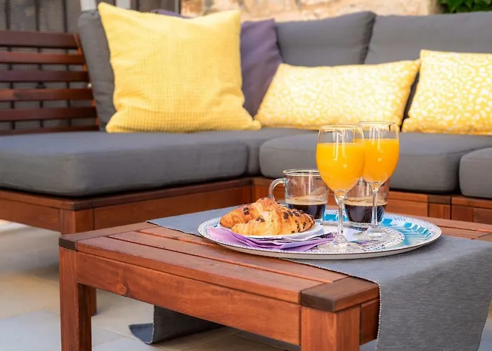 Gasthuis Hektorovic House