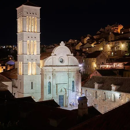 Konukevi Hektorovic House Hvar Town