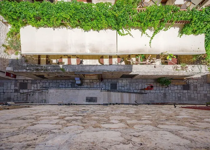 Hektorovic House Hvar Town